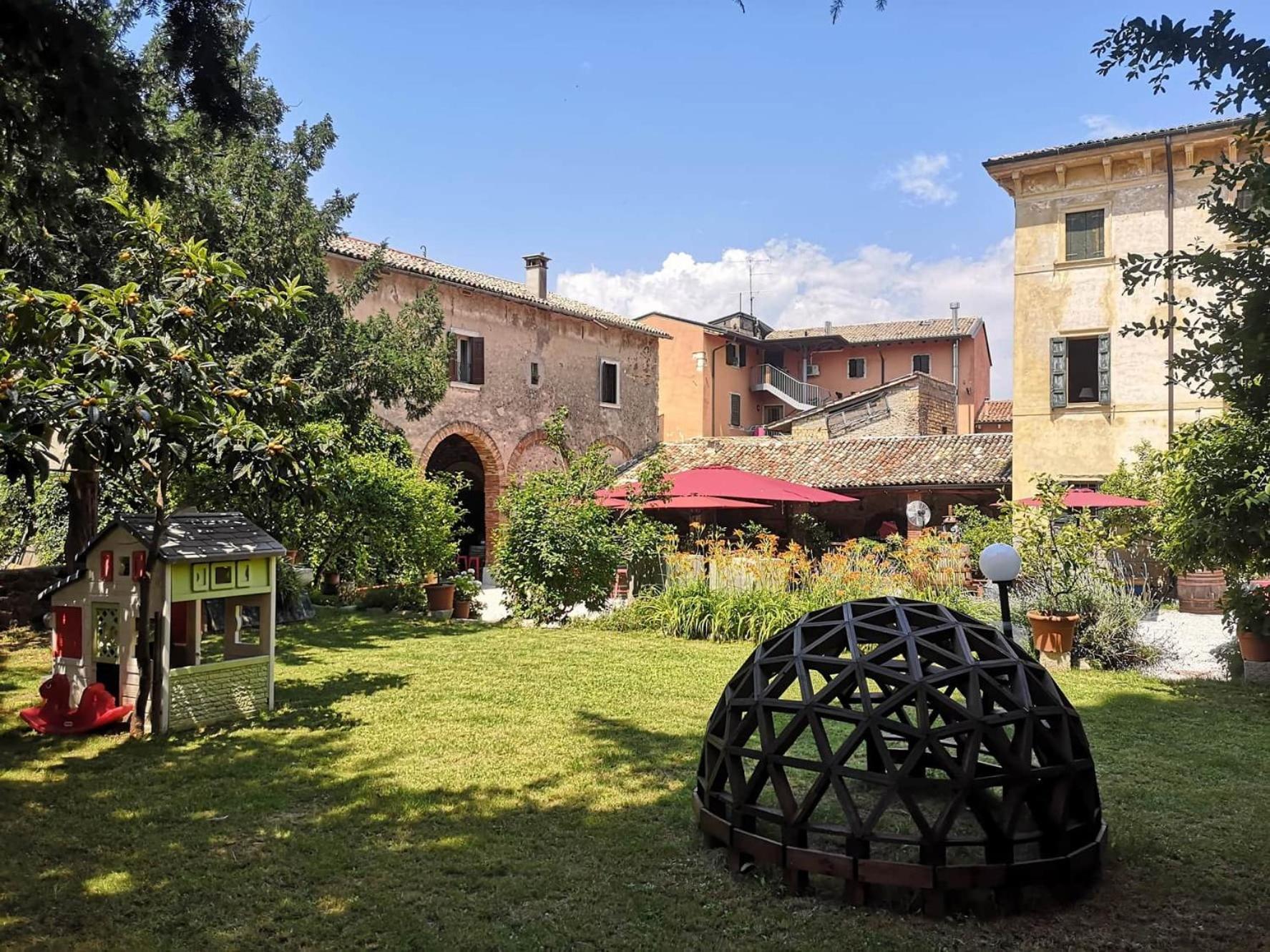Villa Calicantus Bardolino Bagian luar foto